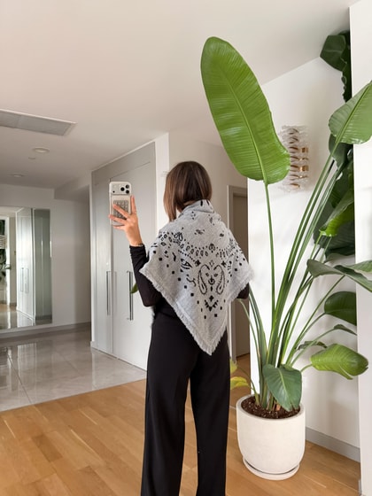  Etnik Desenli  Triko Şal - Siyah