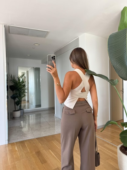 Bisiklet Yaka Sırt Detaylı Triko Top - Taş