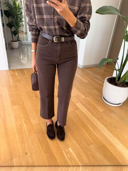 Brown Kemerli Kesik Paça Jean 
