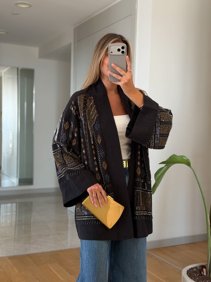 Daly Boncuk İşlemeli Kimono - Siyah