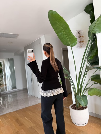 Dantel Detaylı Tasarım Hırka