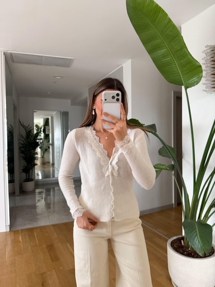 Diana Dantelli İnce Dokulu Hırka - Ekru