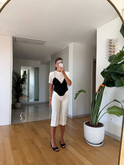 Dilvin Cep Detaylı Kapri Pantolon - Beyaz