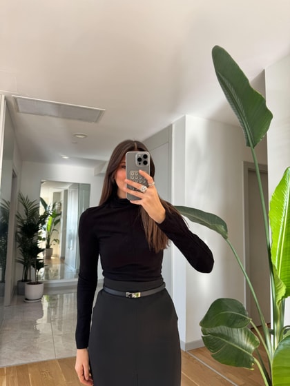 Dilvin Dik Yaka Bluz- Siyah