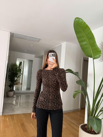 Dilvin Kayık Yaka Leopar Desenli Badi