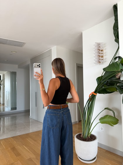 Dilvin Kolsuz Crop Top - Siyah