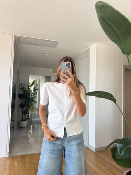 Dilvin Yırtmaç Detaylı Tişört - Beyaz