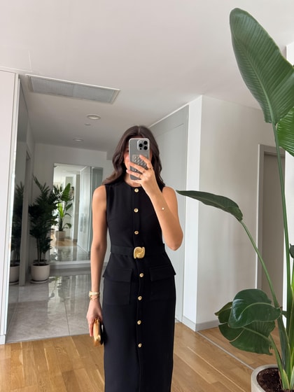 Gold Toka Kemerli Midi Elbise- Siyah