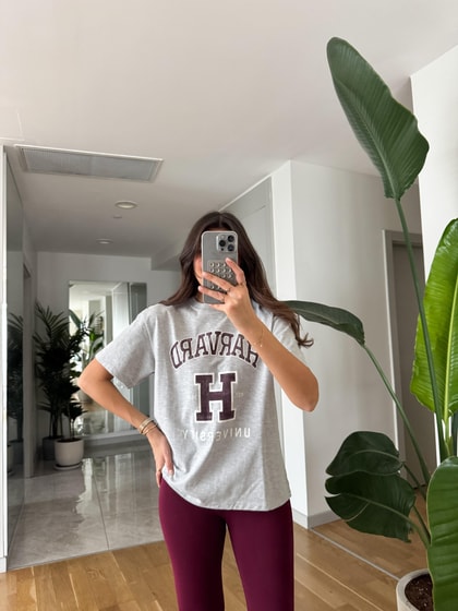 Gri Harvard Yazılı Tişört