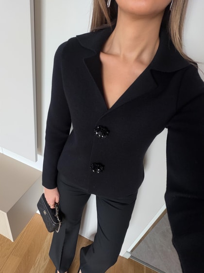 Grown Taşlı Çiçek Düğmeli Triko Ceket - Siyah