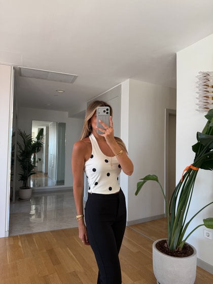 Halter Yaka Puantiyeli Bluz - Beyaz