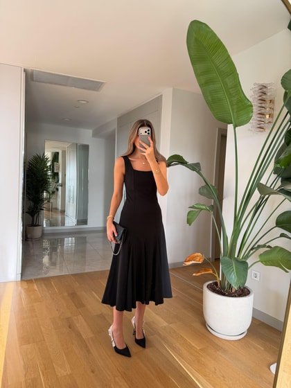 Kate Kare Yaka Midi Elbise - Siyah