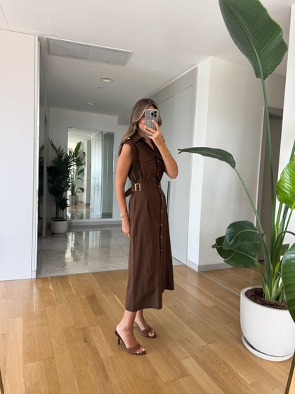 Keten Dokulu Gold Düğmeli Midi Elbise - Kahve