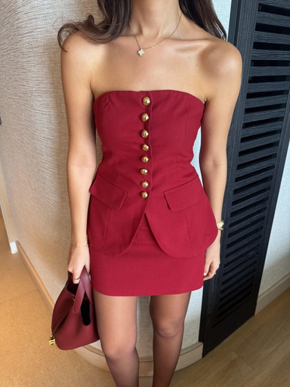 Merve Aksoy Gold Güğmeli Kırmızı Takım