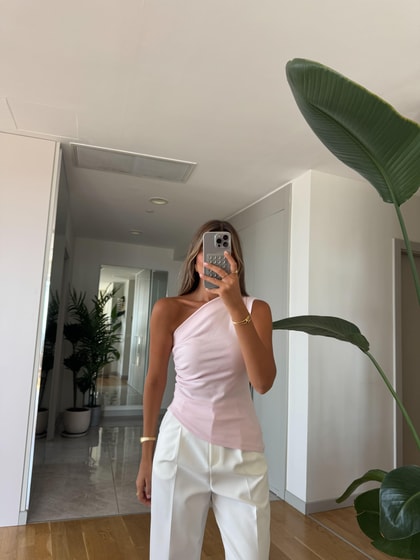 Qu Asimetrik Yaka Drapeli Bluz - Toz Pembe