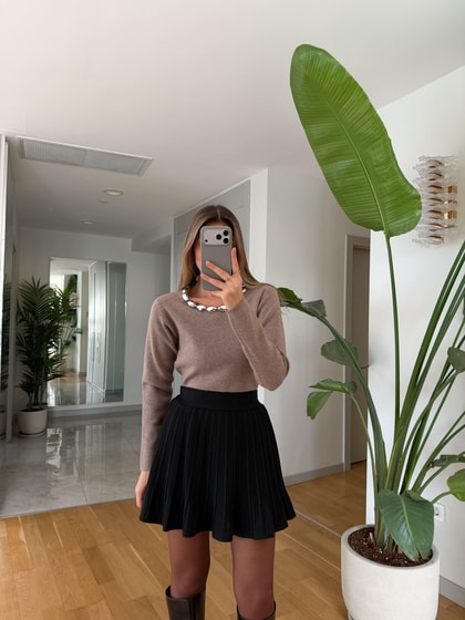 Quinn Yakası Boncuklu Triko Kazak - Vizon