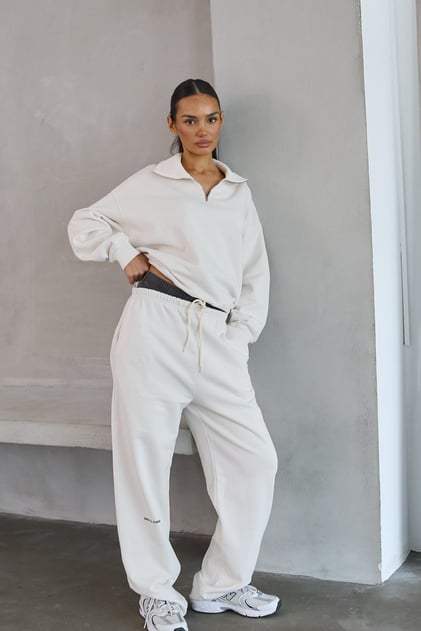 Ekru Fermuarlı Sweatshirt Ve Sweatpants Takım