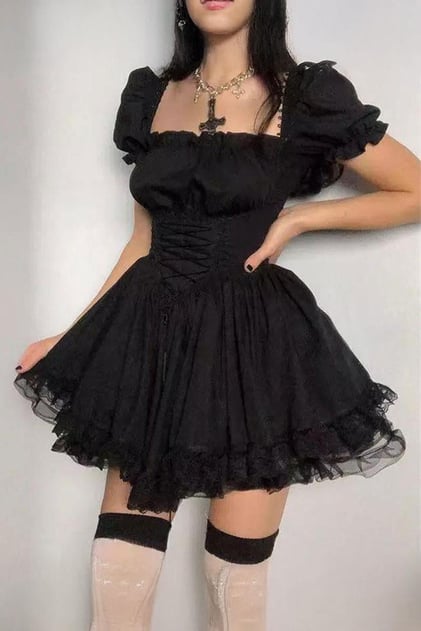 Siyah Kısa Balon Kol Dantel Detaylı Gotik Elbise 