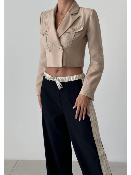 Cep Detaylı Kruvaze Kısa Bluz 3001 Bej