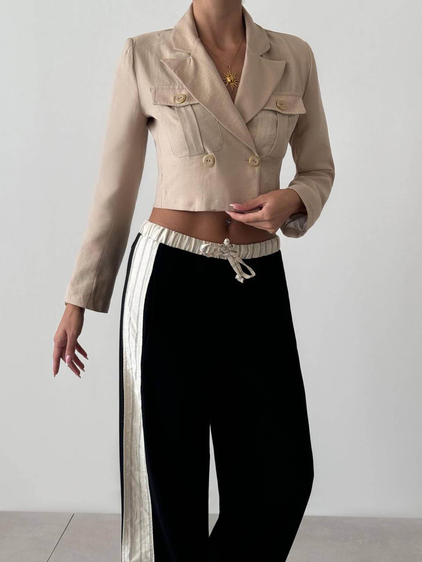 Cep Detaylı Kruvaze Kısa Bluz 3001 Bej