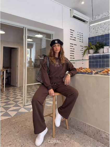 Önü Boncuk İşlemeli Sweatshirt 5974 Kahve
