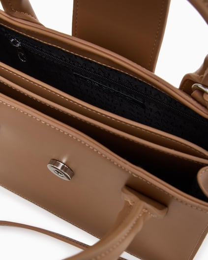 ARMANI EXCHANGE Armani Exchange Kadın Deri AX Yazı Detay Klasik Model İçi Geniş Kahverengi Omuz Çantası XW000306 AF12039-U2069