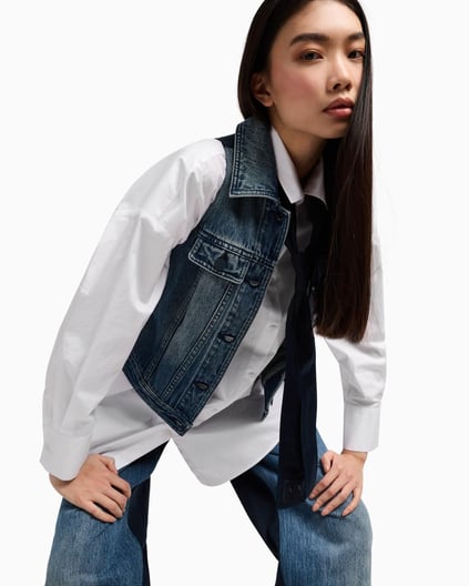 ARMANI EXCHANGE Armani Exchange Kadın Dar Kalıp Düğme Kapamalı Pamuklu Cep Detaylı Kolsuz Lacivert Ceket XW000558 AF12845-MB115