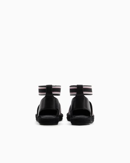 ARMANI EXCHANGE Armani Exchange Unısex Kontrsat Detaylı Bilek Bantlı Hasır Detaylı Taban Siyah Espadril XDS006 XV923-00002