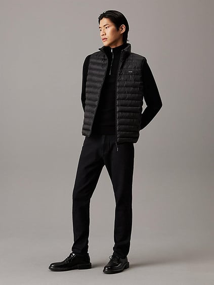 Calvin Klein Calvin Kleın Erkek Dik Yaka Düz Kesim Fermuar Kapamalı Siyah Yelek K10K113470-BEH