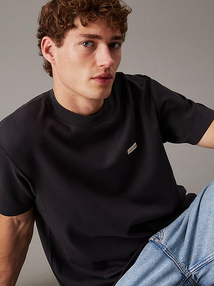 Calvin Klein Calvin Klein Erkek Dokuma Bisiklet Yaka Kısa Kollu Günlük Siyah T-Shirt J30J327234-BA1