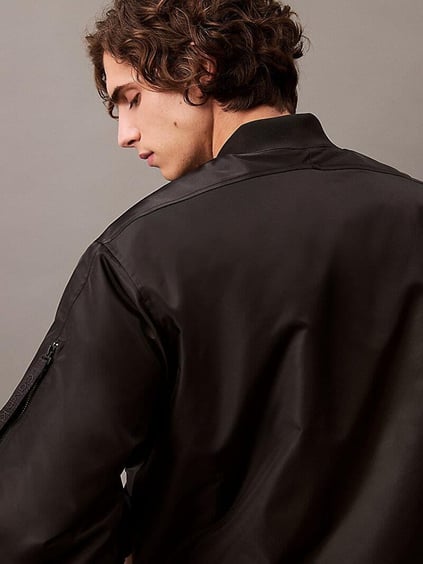 Calvin Klein Calvin Kleın Erkek Fermuar Kapamalı Dik Yaka Uzun Kollu Siyah Ceket 00040EM524-UB1