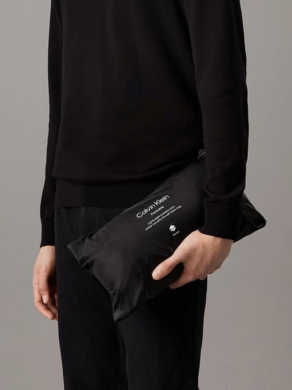 Calvin Klein Calvin Kleın Erkek Kapitone Kumaşlı Fermuar Kapamalı Siyah Ceket K10K113474-BEH