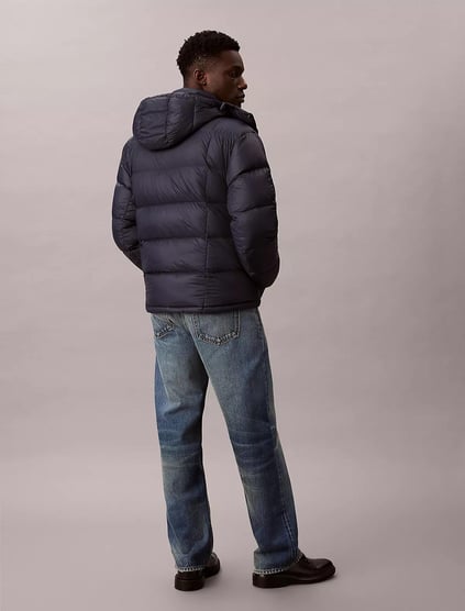 Calvin Klein Calvin Klein Erkek Ördek Tüyü Dolgulu Yalıtımlı Çıkarılabilir Kapüşonlu Uzun Kollu Lacivert Mont LV04RD508G-CEF
