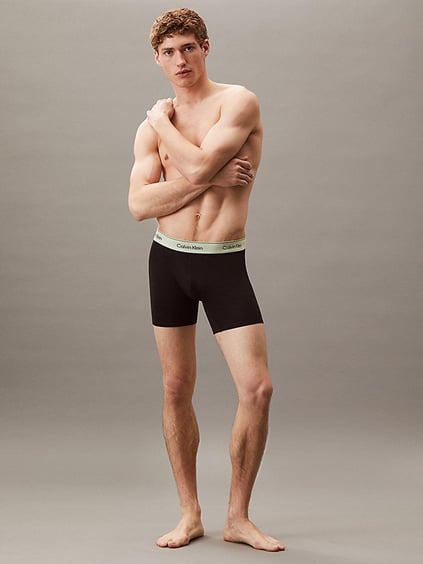 Calvin Klein Calvin Klein Erkek Pamuklu Beli Lastikli Slim Fit 3'lü Paket Siyah Boxer LV00NB4394-VRB