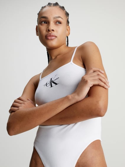 Calvin Klein Calvin Klein Kadın Ck Logolu Pamuklu Slim Fit Askılı Beyaz Bluz J20J223421-YAF