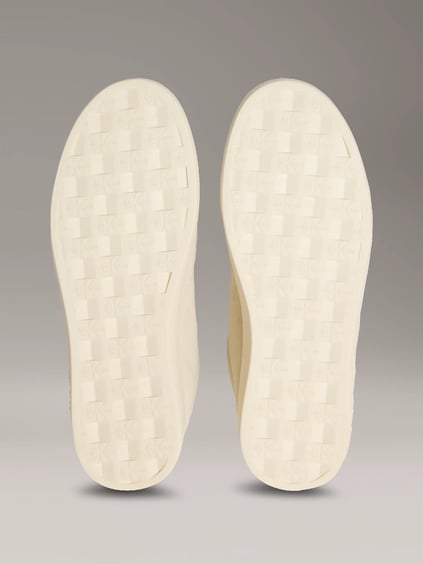 Calvin Klein Calvin Klein Kadın Deri Bağlamalı Düz Taban Yuvarlak Burun Ck Desenli Bej Sneaker YW0YW01767-AD6