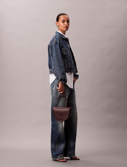 Calvin Klein Calvin Klein Kadın Deri Uzun Ayarlanabilir Sap CK Yazı Desenli Bordo Omuz Çantası LV04F3221G-BAP