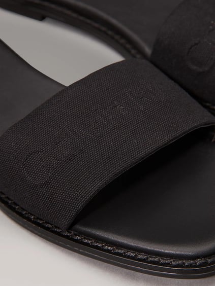 Calvin Klein Calvin Klein Kadın Düz Taban Logo Baskılı Rahat Spor Stil Siyah Terlik HW0HW02378-BEH