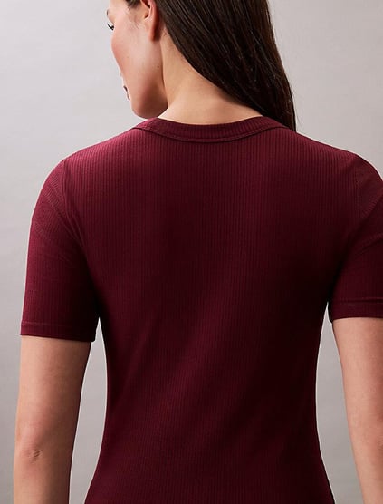 Calvin Klein Calvin Klein Kadın Elastik Kumaş Logo İşlemeli Yuvarlak Yakalı Kısa Kollu Midi Boy Kırmızı Elbise LV044C902G-VLP