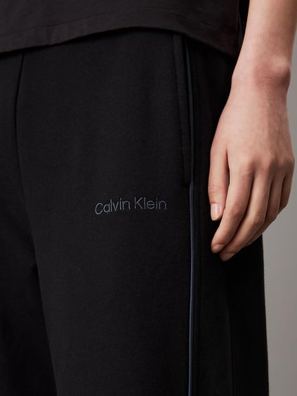 Calvin Klein Calvin Kleın Kadın Lastikli Paça Regular Fit Normal Paça Siyah Eşofman Altı 000QS7262E-UB1