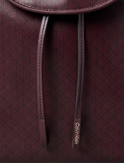 Calvin Klein Calvin Klein Kadın Manyetik Kapamalı Ayarlanabilir Askılı Bordo Sırt Çantası LV04F3271G-33H