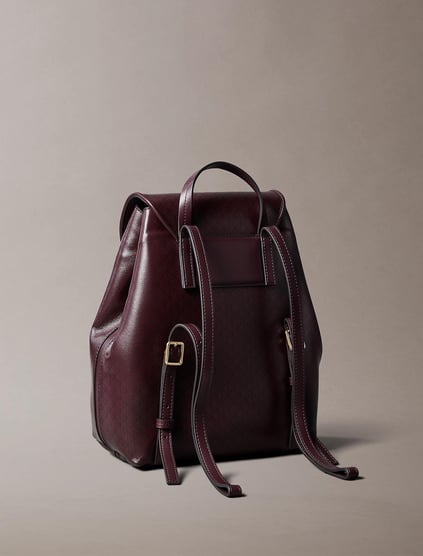 Calvin Klein Calvin Klein Kadın Manyetik Kapamalı Ayarlanabilir Askılı Bordo Sırt Çantası LV04F3271G-33H