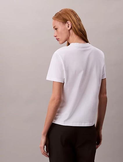 Calvin Klein Calvin Klein Kadın Normal Kalıp %100 Pamuklu CK Logo Detaylı Kısa Kollu Beyaz T-Shirt LV047D873G-YAA
