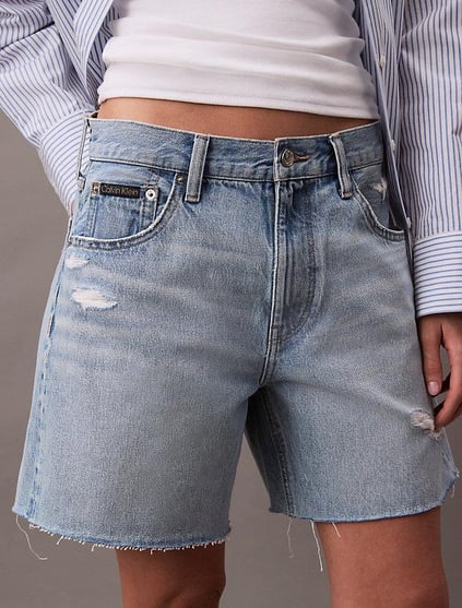 Calvin Klein Calvin Klein Kadın Normal Kalıp Eskitme Desenli Pamuklu Denim Mavi Şort LV047B974G-RDA