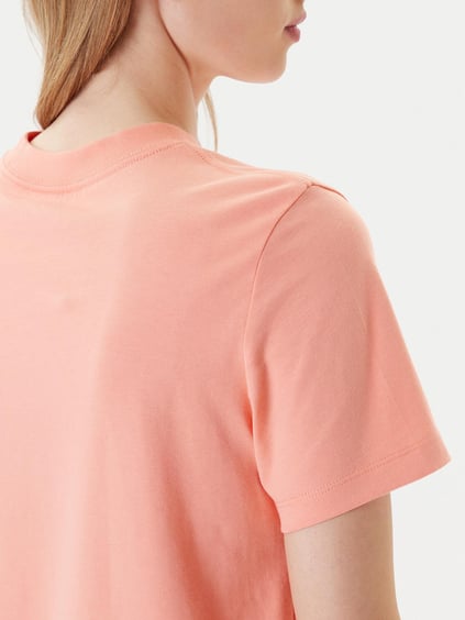 Calvin Klein Calvin Klein Kadın Normal Kalıp Yuvarlak Yakalı %100 Pamuk Logo Desenli Kısa Kollu Turuncu T-Shirt LV047C854G-VDW
