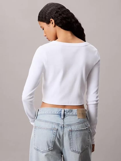 Calvin Klein Calvin Klein Kadın Örme Triko Normal Kalıp Düğme Kapamalı Uzun Kollu Crop Beyaz Bluz LV047C204G-YAA