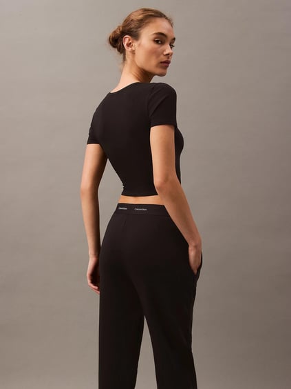 Calvin Klein Calvin Kleın Kadın Rahat Kesim Pamuklu Beli ve Paçası Lastikli Siyah Eşofman Altı 000QS7271E-UB1