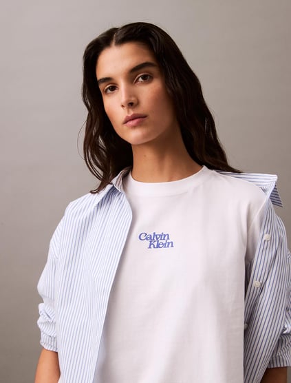 Calvin Klein Calvin Klein Kadın Regular Fit %100 Pamuklu Desenli Kısa Kollu Beyaz T-Shirt LV047B851G-YAA