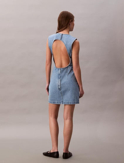 Calvin Klein Calvin Klein Kadın Regular Fit Yuvarlak Yakalı Sırt Dekolte Detaylı Kolsuz Mini Pamuklu Denim Mavi Elbise LV047C736G-X26