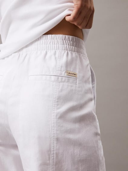 Calvin Klein Calvin Klein Kadın Yüksek Bel Geniş Paça Cep Detay Düz Regular Fit Beyaz Pantolon J20J225340-YAA